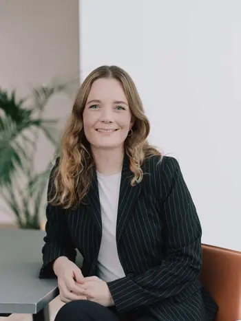 MENON PORTRAITS 00676 LOWRES