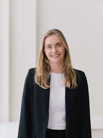 MENON PORTRAITS 01128 LOWRES