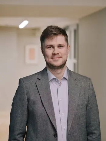 MENON PORTRAITS 00531 LOWRES