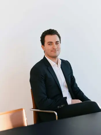 MENON PORTRAITS 03544 LOWRES