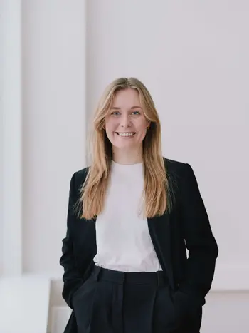 MENON PORTRAITS 00829 LOWRES