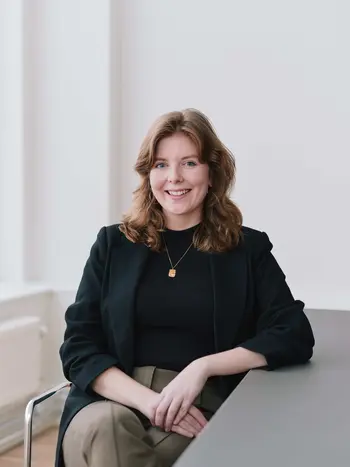 MENON PORTRAITS 01495 LOWRES